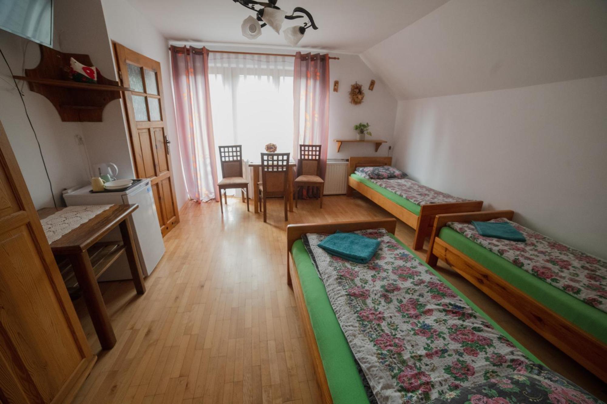 Wisniowy Gaj Villa Ujanowice Bagian luar foto