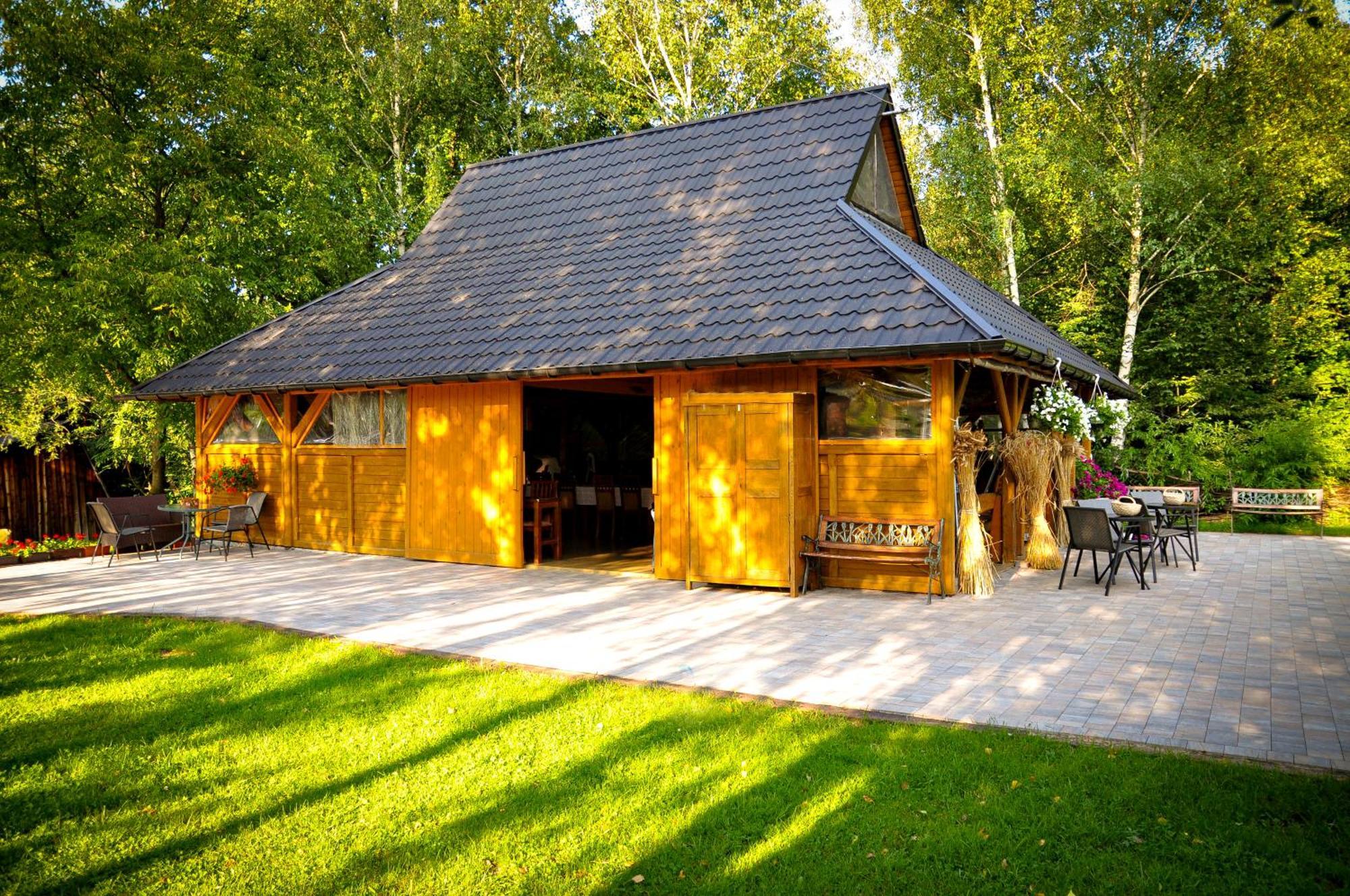 Wisniowy Gaj Villa Ujanowice Bagian luar foto